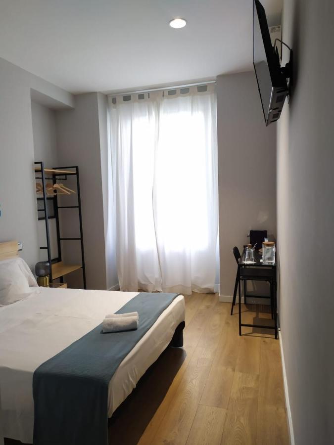 Marina Rooms Madrid Exterior foto